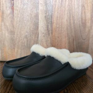 UGG black Shearling Ansley Mule Leather 6
